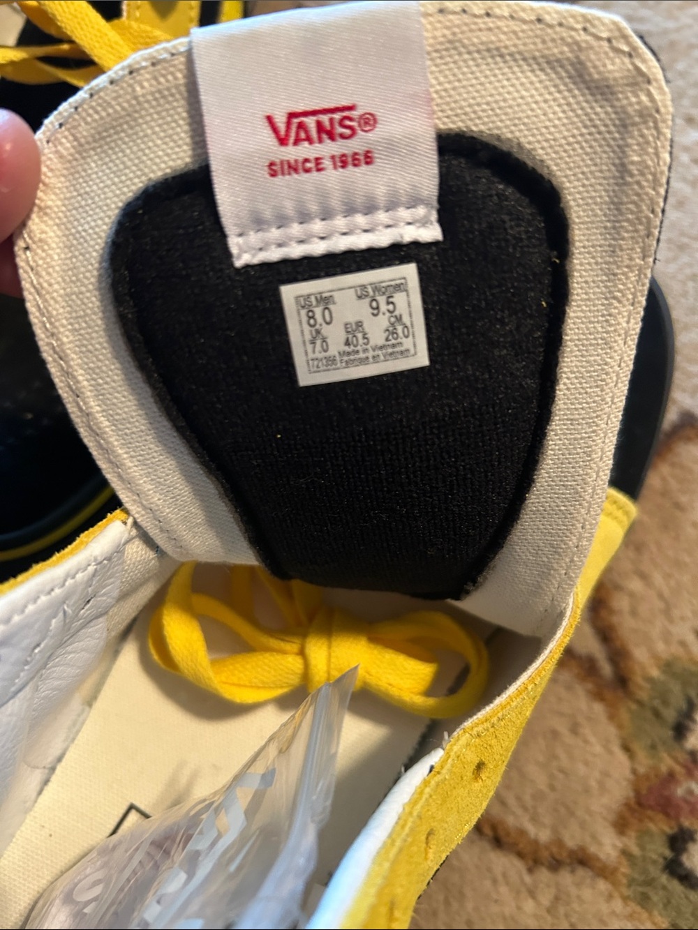New Vans Sk8-Hi High-Top Sneakers in Black & Yellow leather 8 men’s 9.5 women’s - Picture 10 of 11